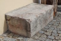 Steinquader-vor-Fuchs-3-kl.JPG