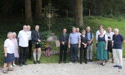 Heimatkundeverein-Gedenken-Todestag-Rudolf-Kriß.JPG
